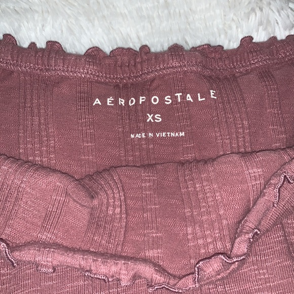 OFF THE SHOULDER PINK CROP TOP!! soft and stretchy rarely worn!! xs - Picture 2 of 2